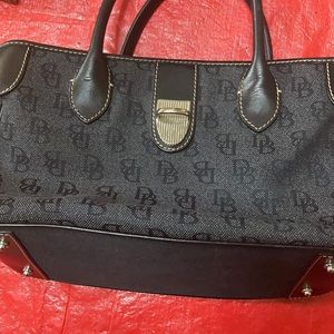 Dooney & Bourke Bag